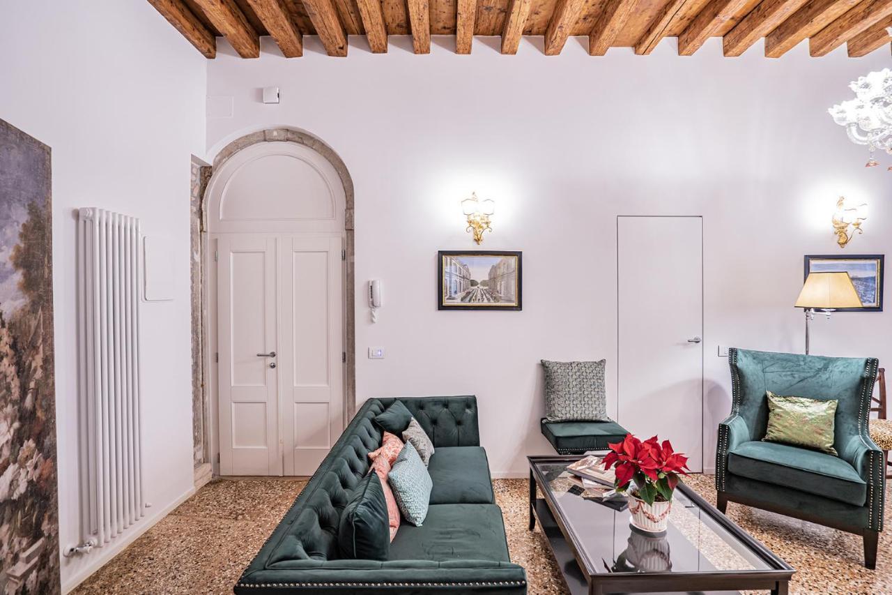 Ca' San Beneto Completely Refurbished In A Fabulously Central Area Венеция Екстериор снимка