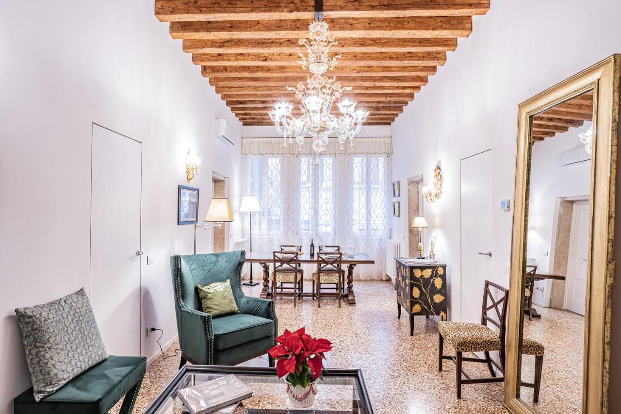 Ca' San Beneto Completely Refurbished In A Fabulously Central Area Венеция Екстериор снимка
